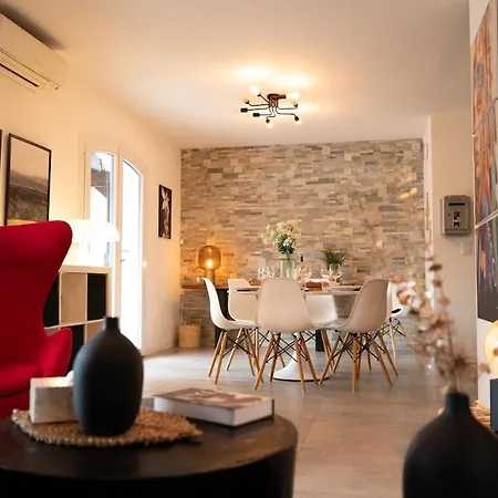 Belle Maison Familiale Avec Piscine A Six-fours 식스포즈레스플라지스