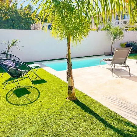 Belle Maison Familiale Avec Piscine A Six-fours 펜션 식스포즈레스플라지스
